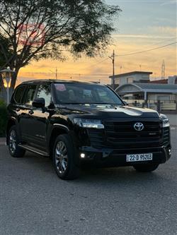 تويوتا لاندكروزر